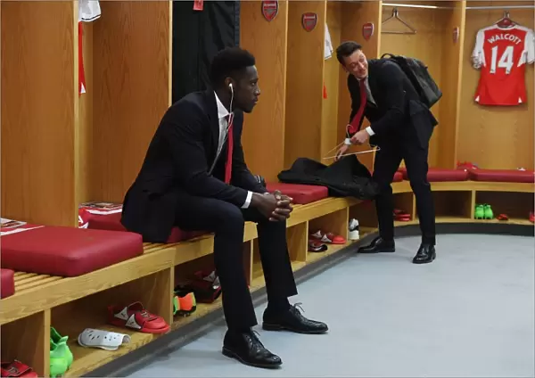 Danny Welbeck: Arsenal Changing Room Moments Before Arsenal vs Manchester City (2016-17)
