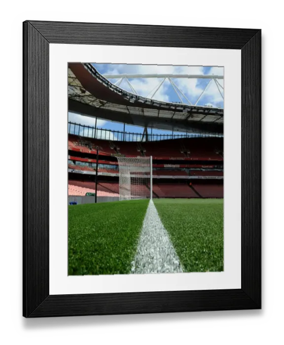 Framed Print : Arsenal vs Manchester City: Emirates Stadium Battle, Premier League 2016-17 Framed Print : Arsenal vs Manchester City: Emirates Stadium Battle, Premier League 2016-17