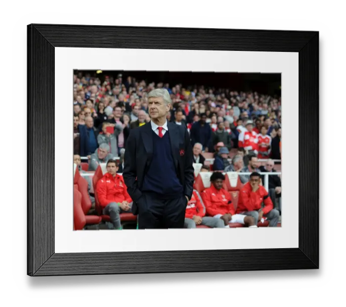 Framed Print : Arsene Wenger: Arsenal vs Manchester City, Premier League 2016-17