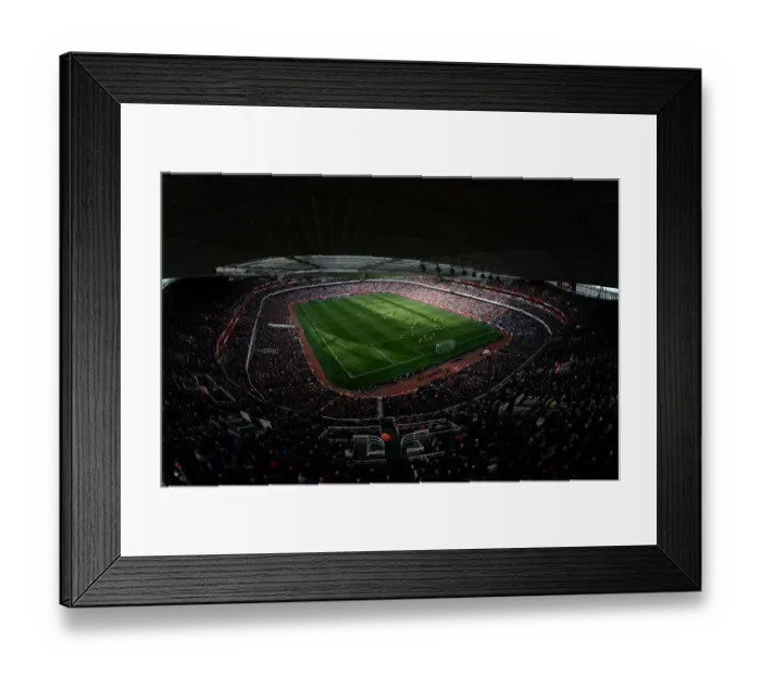 Framed Print : Arsenal vs Manchester City: Emirates Stadium Showdown, Premier League 2016-17 Framed Print : Arsenal vs Manchester City: Emirates Stadium Showdown, Premier League 2016-17