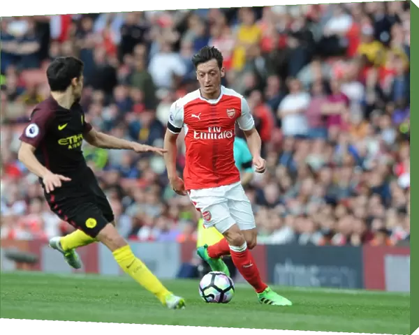 Mesut Ozil (Arsenal). Arsenal 2: 2 Manchester City. Premier League. Emirates Stadium