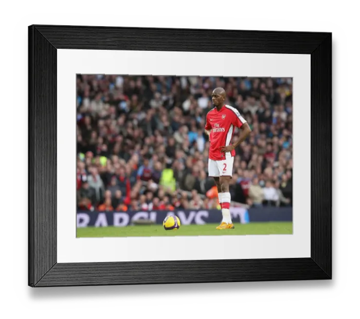 Framed Print : Abu Diaby Suffers Injury as Arsenal Fall 0:2 to Aston Villa, November 2008 Framed Print : Abu Diaby Suffers Injury as Arsenal Fall 0:2 to Aston Villa, November 2008