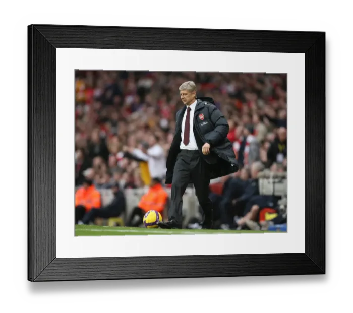 Framed Print : Arsene Wenger: The Agony of Defeat - Arsenal 0:2 Aston Villa, 2008 Framed Print : Arsene Wenger: The Agony of Defeat - Arsenal 0:2 Aston Villa, 2008