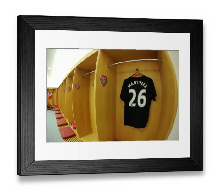 Framed Print : Emiliano Martinez: Arsenal's Ready-to-Go Goalkeeper in the Home Changing Room (Arsenal v West Ham United, 2016-17) Framed Print : Emiliano Martinez: Arsenal's Ready-to-Go Goalkeeper in the Home Changing Room (Arsenal v West Ham United, 2016-17)