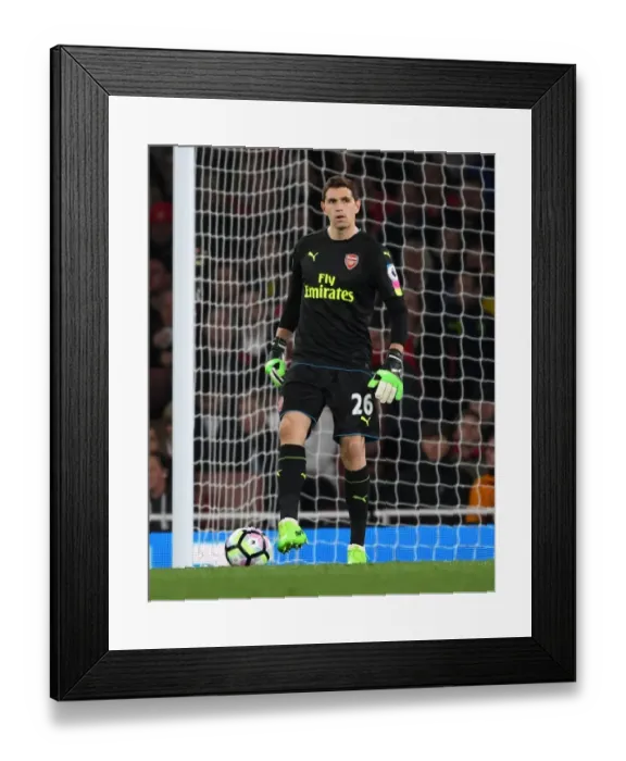 Framed Print : Emiliano Martinez: Arsenal Goalkeeper in Action vs. West Ham United, Premier League 2016-17 Framed Print : Emiliano Martinez: Arsenal Goalkeeper in Action vs. West Ham United, Premier League 2016-17
