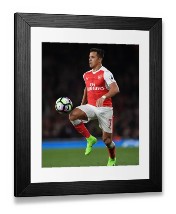 Framed Print : Alexis Sanchez in Action: Arsenal vs. West Ham United, Premier League 2016-17