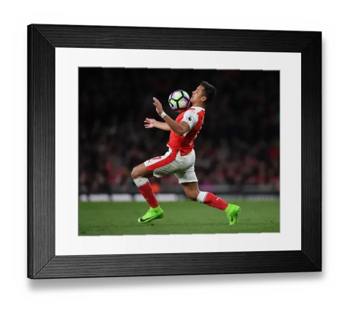 Framed Print : Alexis Sanchez in Action: Arsenal vs West Ham United, Premier League 2016-17 Framed Print : Alexis Sanchez in Action: Arsenal vs West Ham United, Premier League 2016-17
