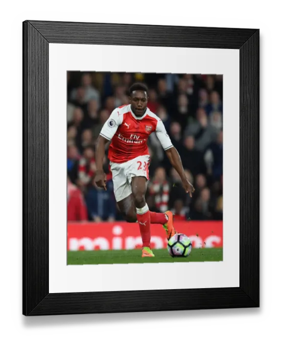 Framed Print : Danny Welbeck in Action: Arsenal vs West Ham United, Premier League 2016-17