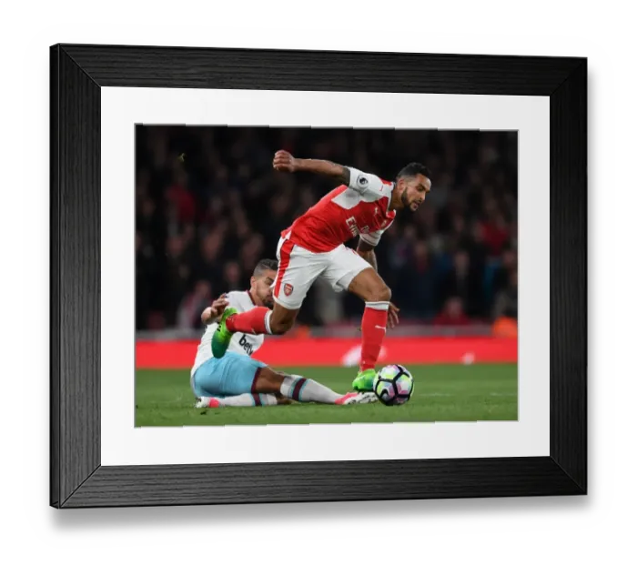 Framed Print : Theo Walcott Outmaneuvers Manuel Lanzini in Intense Arsenal vs West Ham Clash Framed Print : Theo Walcott Outmaneuvers Manuel Lanzini in Intense Arsenal vs West Ham Clash