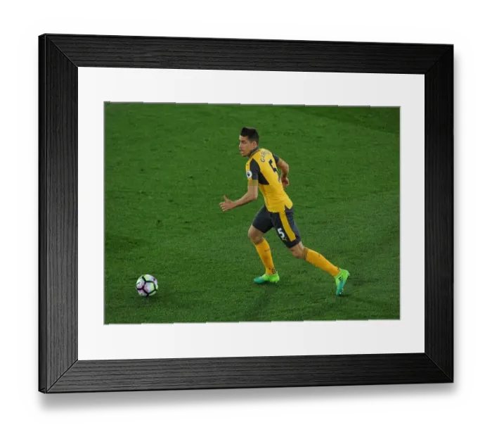 Framed Print : Gabriel in Action: Crystal Palace vs. Arsenal, Premier League 2016-17 Framed Print : Gabriel in Action: Crystal Palace vs. Arsenal, Premier League 2016-17