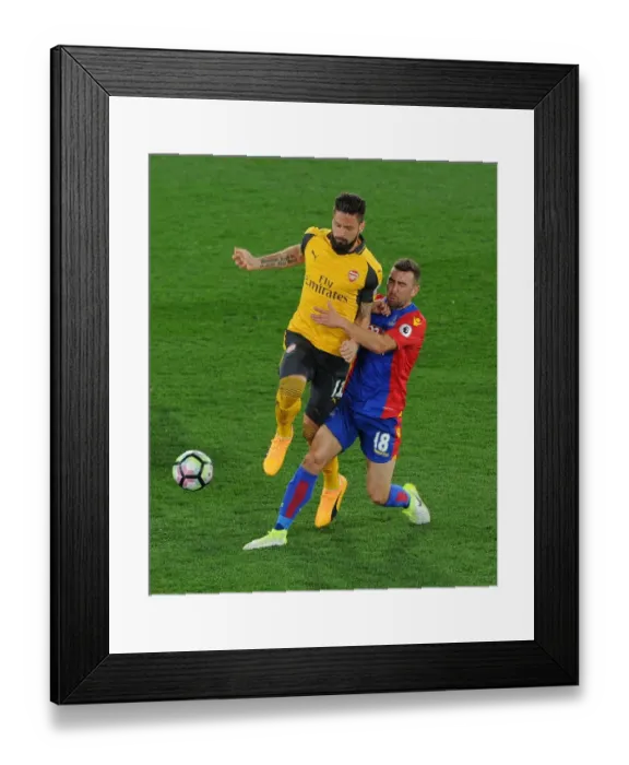 Framed Print : Clash at Selhurst Park: Olivier Giroud vs James McArthur, Crystal Palace vs Arsenal, Premier League 2016-17