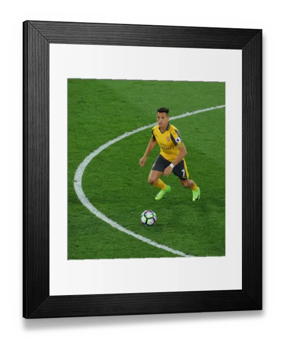 Framed Print : Alexis Sanchez in Action: Crystal Palace vs. Arsenal, Premier League 2016-17 Framed Print : Alexis Sanchez in Action: Crystal Palace vs. Arsenal, Premier League 2016-17