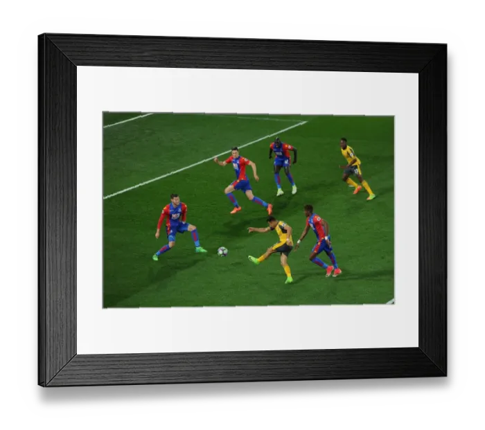 Framed Print : Sanchez vs. Ward: Intense Moment at Selhurst Park - Arsenal vs. Crystal Palace, Premier League, 2016-17 Framed Print : Sanchez vs. Ward: Intense Moment at Selhurst Park - Arsenal vs. Crystal Palace, Premier League, 2016-17