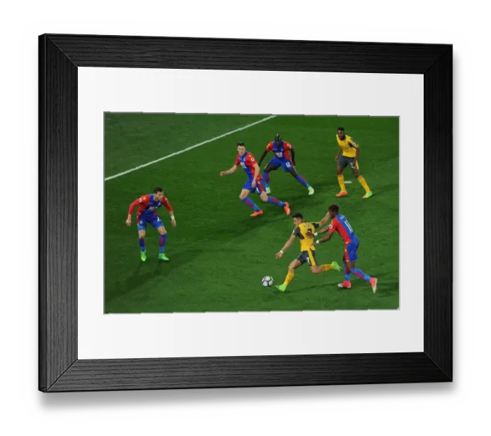 Framed Print : Sanchez vs. Zaha: A Premier League Battle at Selhurst Park Framed Print : Sanchez vs. Zaha: A Premier League Battle at Selhurst Park