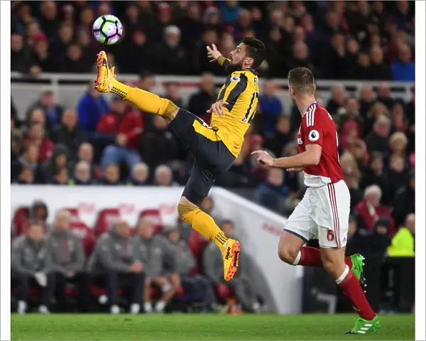 Olivier Giroud in Action: Middlesbrough vs Arsenal, Premier League 2016-17