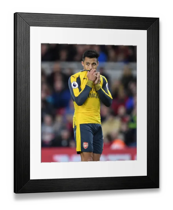 Framed Print : Alexis Sanchez: In Action for Arsenal vs Middlesbrough, Premier League 2016-17 Framed Print : Alexis Sanchez: In Action for Arsenal vs Middlesbrough, Premier League 2016-17