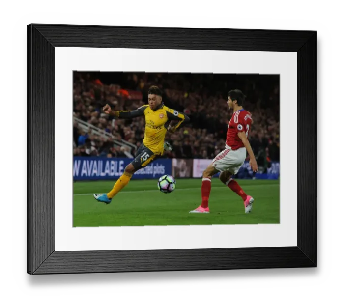 Framed Print : Clash at Riverside: Oxlade-Chamberlain vs. Friend - Middlesbrough vs. Arsenal, Premier League 2016-17 Framed Print : Clash at Riverside: Oxlade-Chamberlain vs. Friend - Middlesbrough vs. Arsenal, Premier League 2016-17