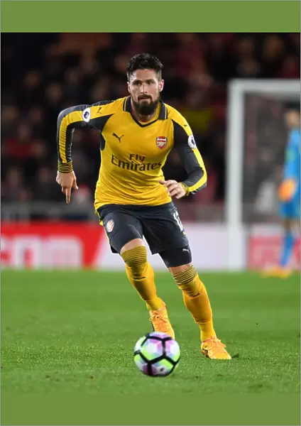 Olivier Giroud in Action: Arsenal's Win Against Middlesbrough, Premier League 2016-17