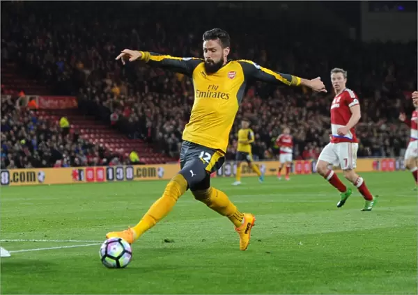 Olivier Giroud: In Action for Arsenal Against Middlesbrough, Premier League 2016-17