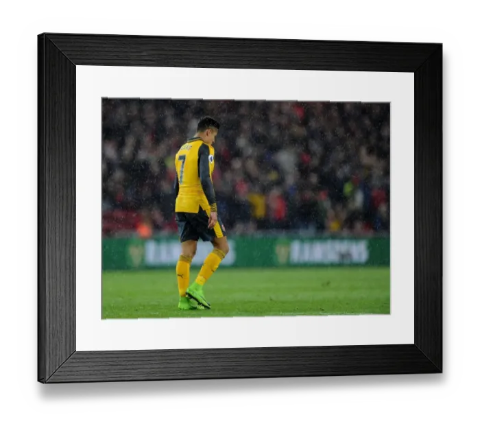 Framed Print : Alexis Sanchez in Action: Middlesbrough vs. Arsenal, Premier League 2016-17 Framed Print : Alexis Sanchez in Action: Middlesbrough vs. Arsenal, Premier League 2016-17