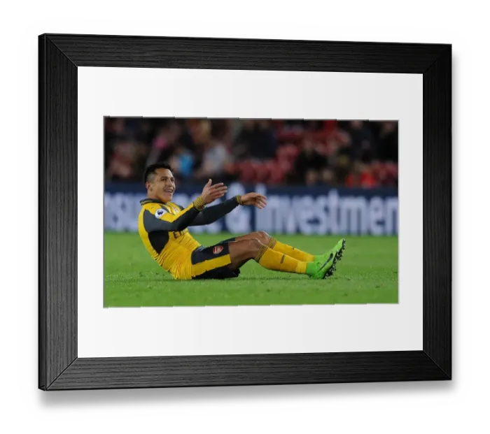 Framed Print : Alexis Sanchez: In Action for Arsenal vs Middlesbrough, Premier League 2016-17 Framed Print : Alexis Sanchez: In Action for Arsenal vs Middlesbrough, Premier League 2016-17