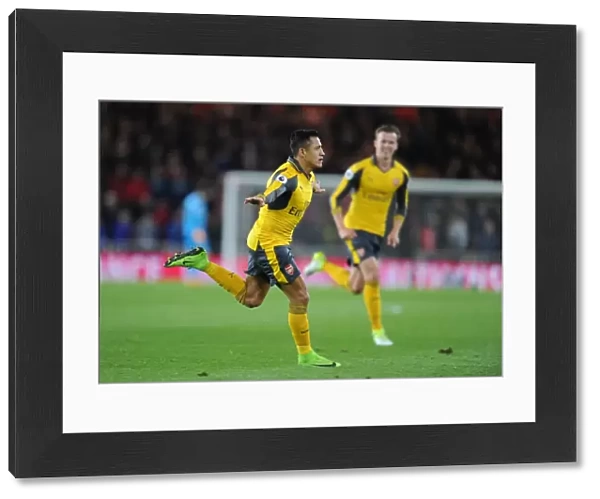 Alexis Sanchez's Goal Celebration: Middlesbrough vs. Arsenal, Premier League 2016-17