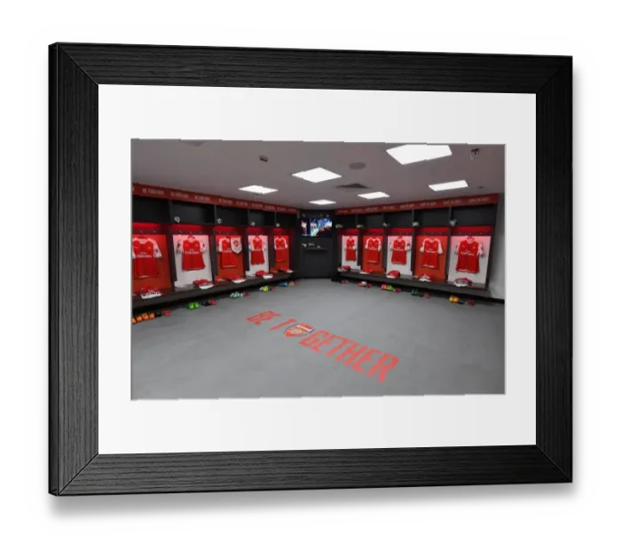 Framed Print : Arsenal Changing Room: FA Cup Semi-Final Showdown against Manchester City