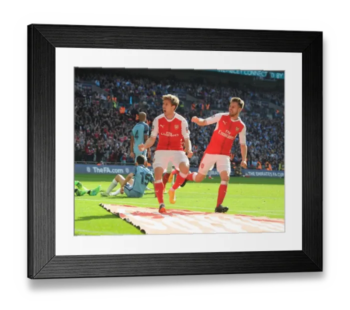 Framed Print : Monreal and Ramsey's Thrilling FA Cup Semi-Final Goal Celebration: Arsenal's Unforgettable Moment Against Manchester City