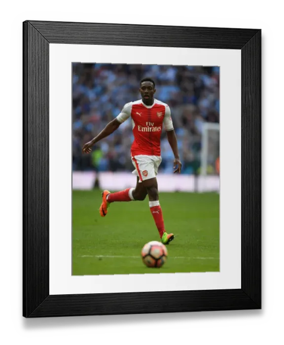 Framed Print : Arsenal's Danny Welbeck in FA Cup Semi-Final Clash Against Manchester City