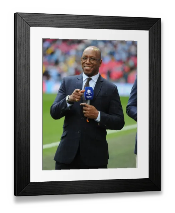 Framed Print : Ian Wright at Arsenal's FA Cup Semi-Final vs Manchester City