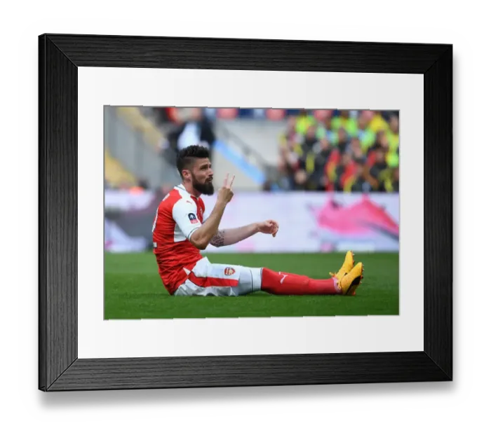 Framed Print : Olivier Giroud vs Manchester City: Arsenal's Star Forward in FA Cup Semi-Final Clash Framed Print : Olivier Giroud vs Manchester City: Arsenal's Star Forward in FA Cup Semi-Final Clash