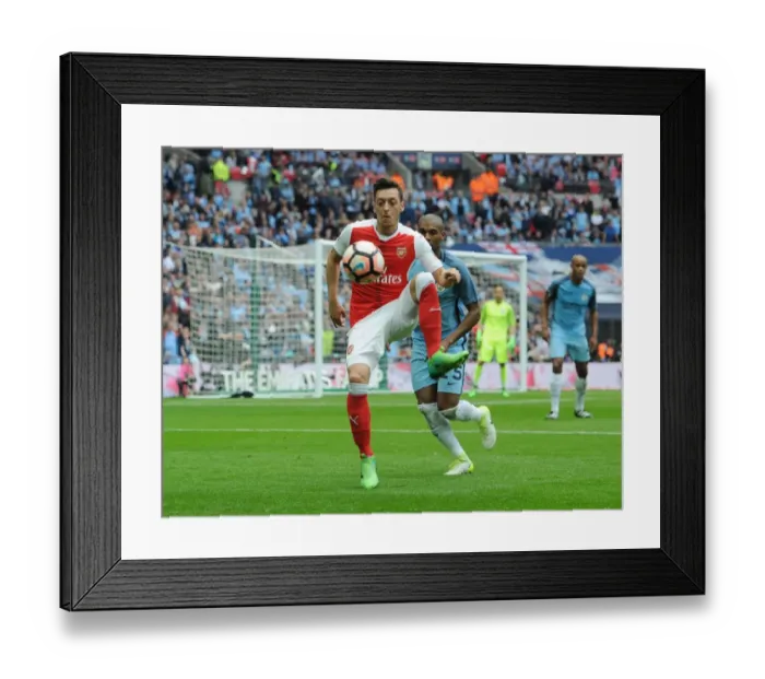 Framed Print : Mesut Ozil in Action: Arsenal vs Manchester City - FA Cup Semi-Final
