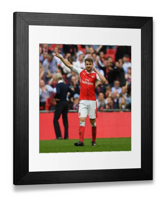 Framed Print : Arsenal's Aaron Ramsey in FA Cup Semi-Final Showdown Against Manchester City