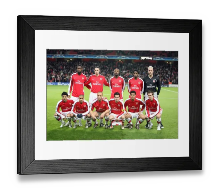 Framed Print : The Arsenal team line up before the match