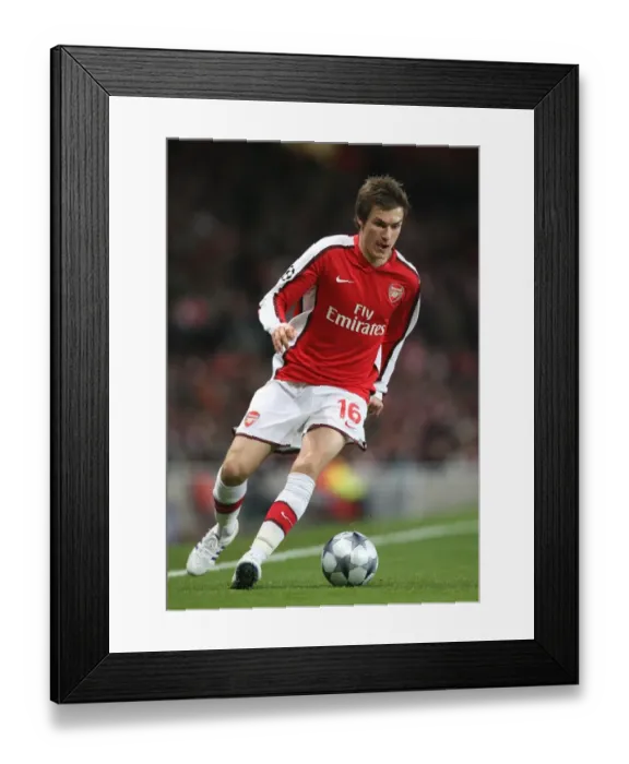 Framed Print : Arsenal's Aaron Ramsey Scores the Winner: Arsenal 1-0 Dynamo Kyiv, UEFA Champions League, Group G, Emirates Stadium, London, November 2008 Framed Print : Arsenal's Aaron Ramsey Scores the Winner: Arsenal 1-0 Dynamo Kyiv, UEFA Champions League, Group G, Emirates Stadium, London, November 2008