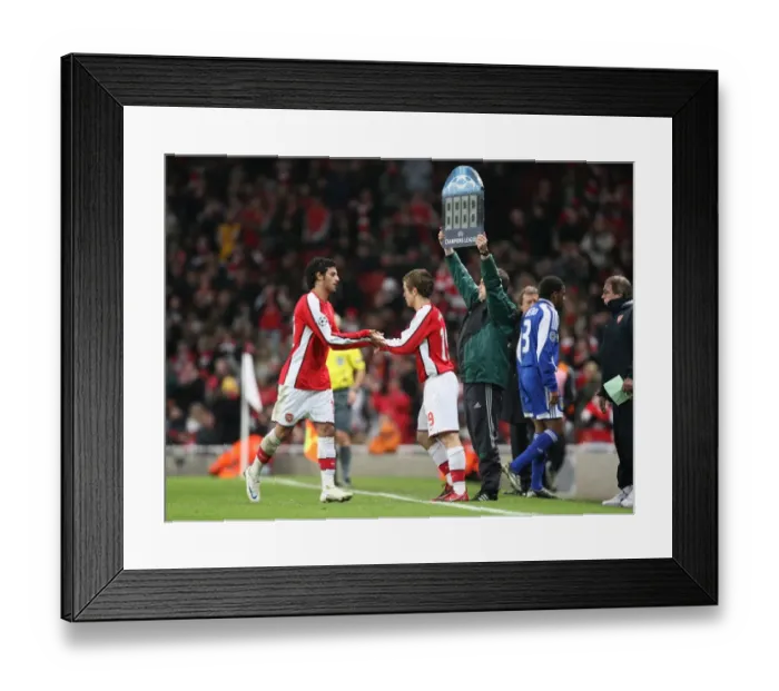 Framed Print : Carlos Vela (Arsenal) is replaced by substitute Jack Wilshere