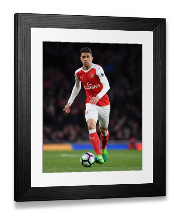 Framed Print : Gabriel in Action: Arsenal vs Leicester City, Premier League 2016-17 Framed Print : Gabriel in Action: Arsenal vs Leicester City, Premier League 2016-17
