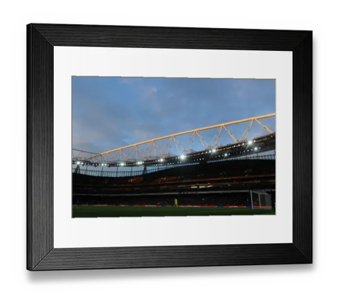 Framed Print : Arsenal vs Leicester City: Premier League Showdown at Emirates Stadium (April 2017) Framed Print : Arsenal vs Leicester City: Premier League Showdown at Emirates Stadium (April 2017)