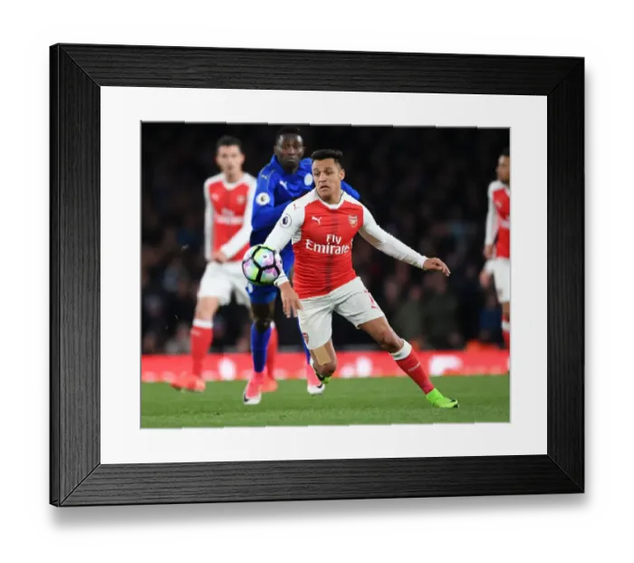 Framed Print : Alexis Sanchez: In Action for Arsenal Against Leicester City, Premier League 2016-17 Framed Print : Alexis Sanchez: In Action for Arsenal Against Leicester City, Premier League 2016-17