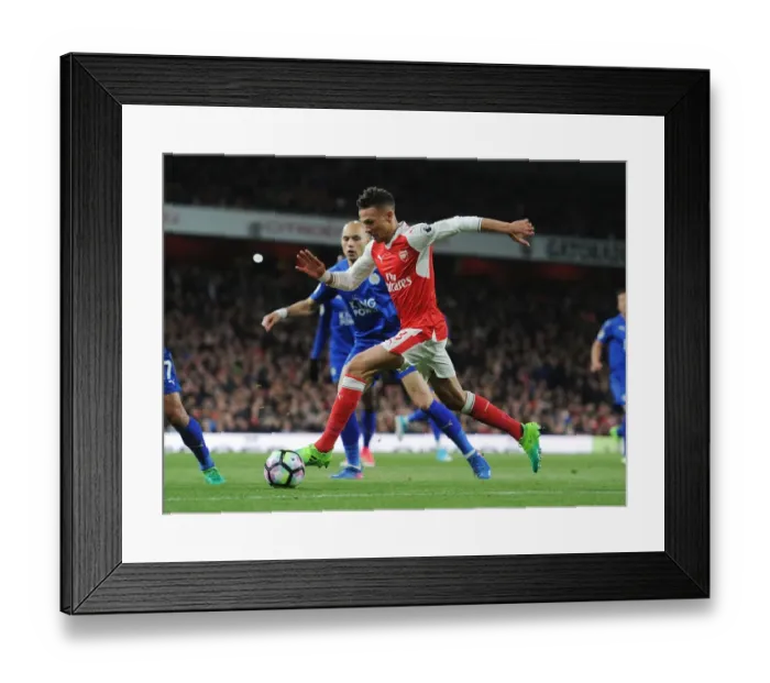 Framed Print : Kieran Gibbs in Action: Arsenal vs Leicester City (Premier League 2016-17) Framed Print : Kieran Gibbs in Action: Arsenal vs Leicester City (Premier League 2016-17)
