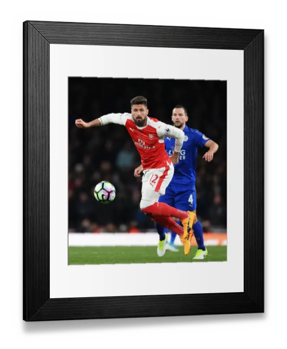 Framed Print : Arsenal's Olivier Giroud in Action Against Leicester City, Premier League 2016-17