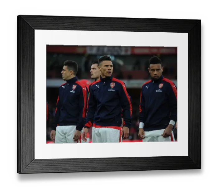 Framed Print : Arsenal's Kieran Gibbs Ready for Leicester City Clash (2016-17) Framed Print : Arsenal's Kieran Gibbs Ready for Leicester City Clash (2016-17)