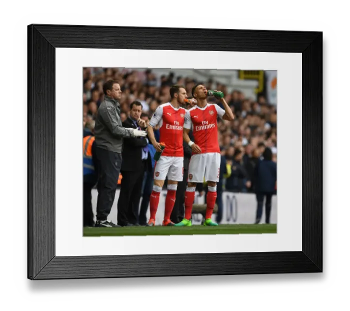 Framed Print : Arsenal vs. Tottenham: Premier League Clash at White Hart Lane (April 2017) Framed Print : Arsenal vs. Tottenham: Premier League Clash at White Hart Lane (April 2017)