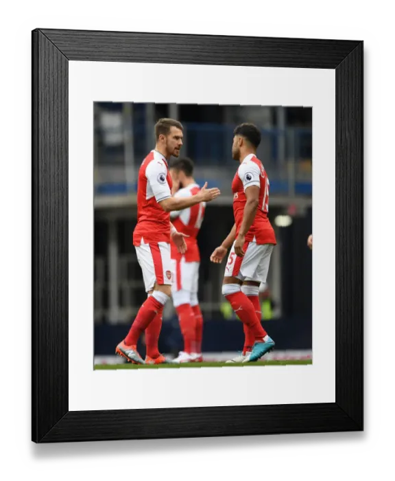 Framed Print : Arsenal Stars Ramsey and Oxlade-Chamberlain Before Tottenham Clash (2016-17)