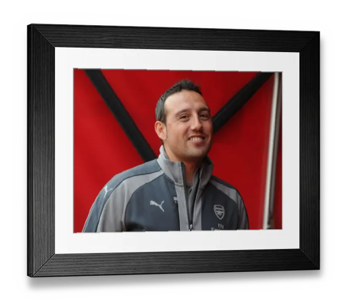 Framed Print : Arsenal's Santi Cazorla: Clashing with Manchester United in the Premier League Framed Print : Arsenal's Santi Cazorla: Clashing with Manchester United in the Premier League