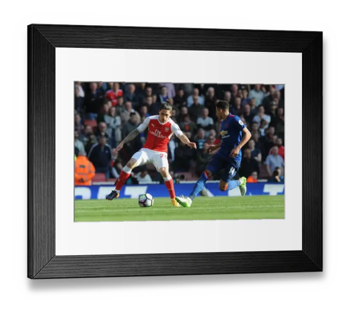 Framed Print : Bellerin vs Lingard: Clash of Wings in Arsenal vs Manchester United