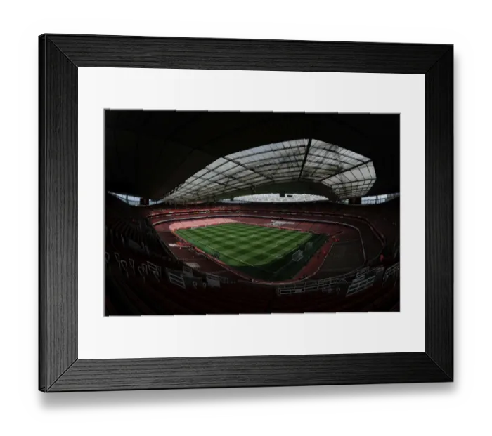Framed Print : Arsenal vs Manchester United: Emirates Stadium Showdown, Premier League 2016-17 Framed Print : Arsenal vs Manchester United: Emirates Stadium Showdown, Premier League 2016-17