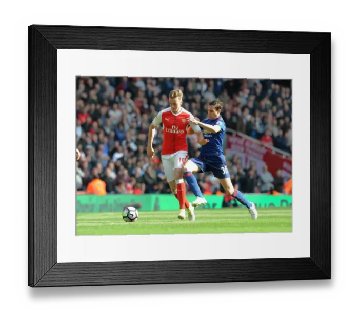 Framed Print : Arsenal vs Manchester United: Holding vs Darmian - Premier League Showdown Framed Print : Arsenal vs Manchester United: Holding vs Darmian - Premier League Showdown