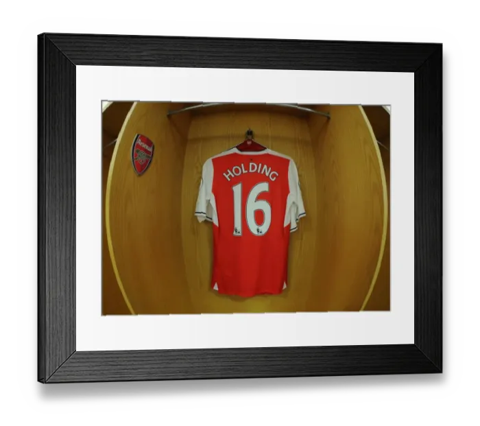 Framed Print : Rob Holding Prepares for Arsenal vs Manchester United Clash (2016-17) Framed Print : Rob Holding Prepares for Arsenal vs Manchester United Clash (2016-17)