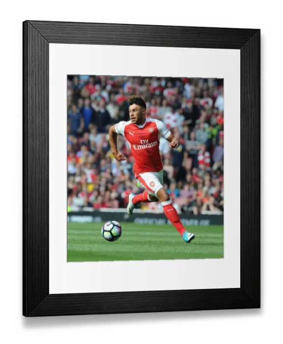 Framed Print : Alex Oxlade-Chamberlain in Action: Arsenal vs Manchester United, Premier League 2016-17 Framed Print : Alex Oxlade-Chamberlain in Action: Arsenal vs Manchester United, Premier League 2016-17